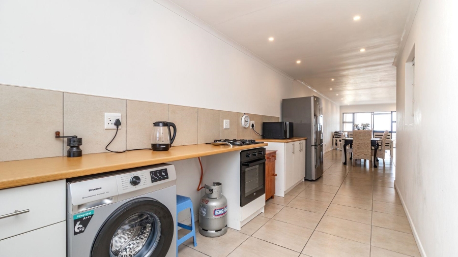 2 Bedroom Property for Sale in De Kelders Western Cape